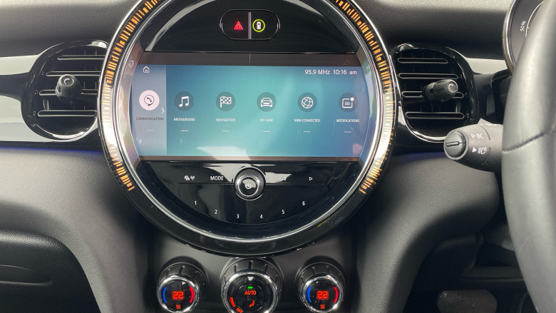 MINI Hatchback 135kW Cooper S Level 3 33kWh 3dr Auto Electric Hatchback